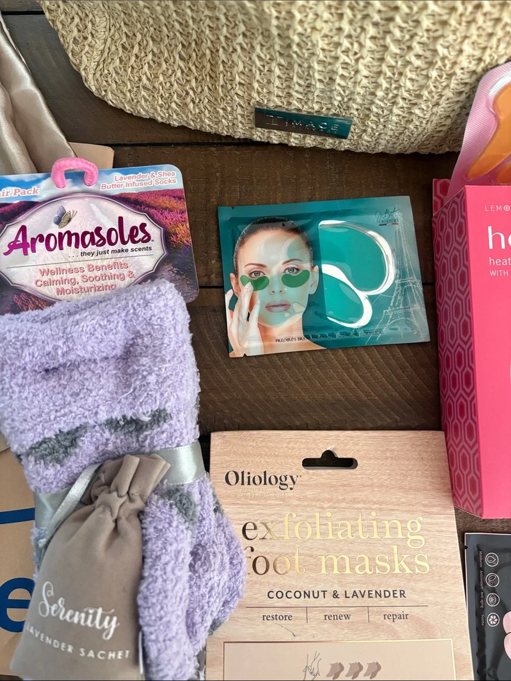 NEW Spa Set with Tote - Picture 3 of 7